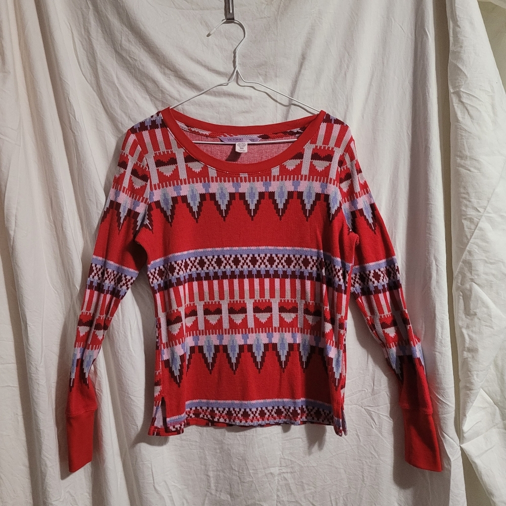 Victoria's Secret Thermal Red Printed Sweater, size XS